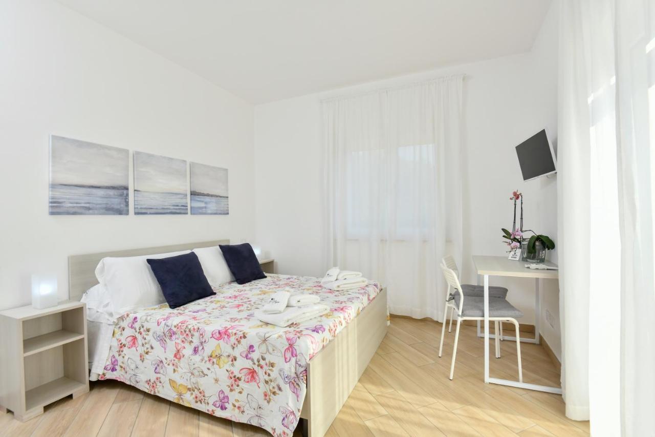 B&B Il Sogno Санта-Марія-ді-Кастеллабате Екстер'єр фото